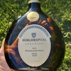 En låda vitt (6fl): Würzburger Stein Riesling 219 kr/fl