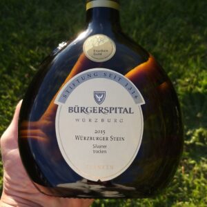 En låda vitt (6fl): Würzburger Stein Silvaner 219 kr/fl